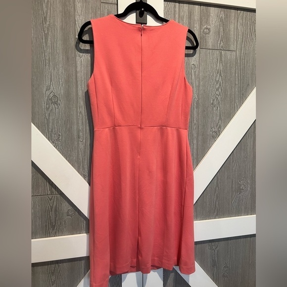 022. WHBM Sheath Dress in Tea Rose• White House Black Market - Picture 4 of 7